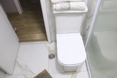 Apartamento à venda com 115m², 4 quartos e 2 vagasBanheiro social