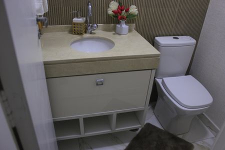 Apartamento à venda com 115m², 4 quartos e 2 vagasLavabo