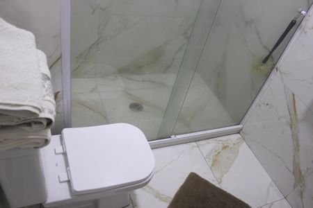 Apartamento à venda com 115m², 4 quartos e 2 vagasBanheiro social