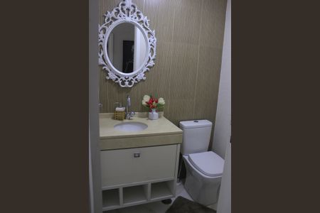 Apartamento à venda com 115m², 4 quartos e 2 vagasLavabo