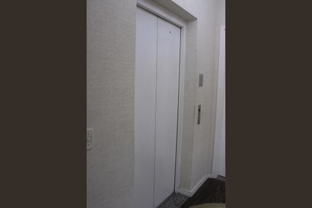 Apartamento à venda com 115m², 4 quartos e 2 vagasHall de entrada social