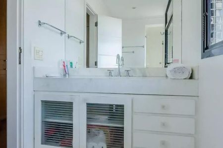 Apartamento à venda com 319m², 4 quartos e 5 vagas