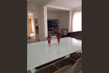 Apartamento à venda com 332m², 3 quartos e 4 vagas