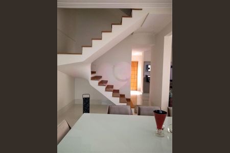 Apartamento à venda com 332m², 3 quartos e 4 vagas