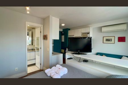 Studio para alugar com 31m², 1 quarto e 1 vaga Studio para alugar com 31m², 1 quarto e 1 vagaSuite