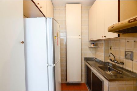 Apartamento à venda com 71m², 2 quartos e 1 vaga Apartamento à venda com 71m², 2 quartos e 1 vagaCozinha