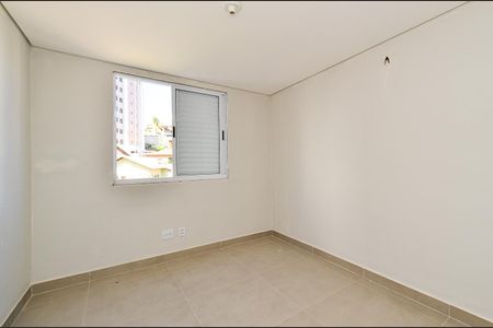 Apartamento à venda com 166m², 3 quartos e 4 vagasQuarto 2