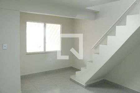 Casa para alugar com 1 quarto, 92m² em Centro, Nova Iguaçu