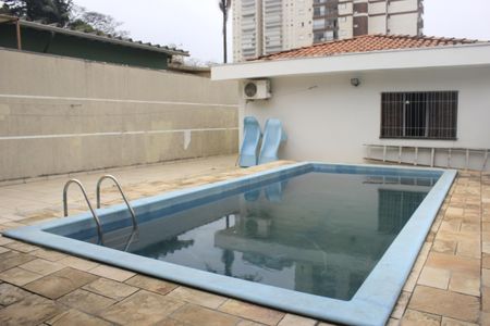 Casa à venda com 400m², 4 quartos e 5 vagasPiscina