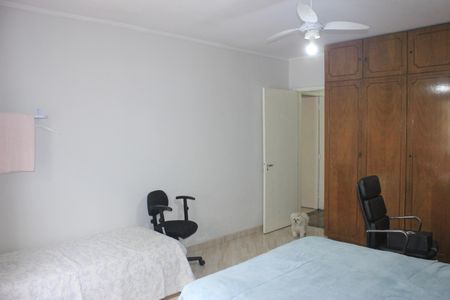 Casa à venda com 400m², 4 quartos e 5 vagasQuarto 3