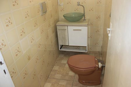 Casa à venda com 400m², 4 quartos e 5 vagasBanheiro da Edícula