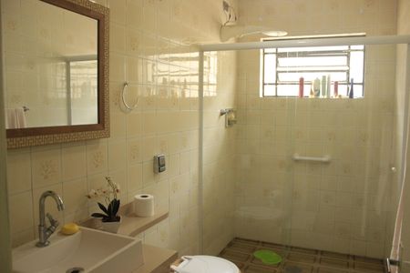 Casa à venda com 400m², 4 quartos e 5 vagasBanheiro Social