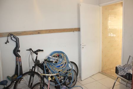 Casa à venda com 400m², 4 quartos e 5 vagasEdícula