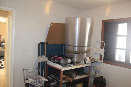 Casa à venda com 400m², 4 quartos e 5 vagasEdícula