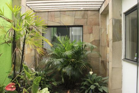 Casa à venda com 400m², 4 quartos e 5 vagasJardim de inverno