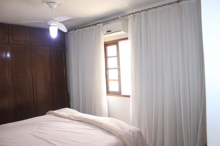 Casa à venda com 400m², 4 quartos e 5 vagasSuíte