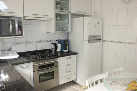 Casa à venda com 400m², 4 quartos e 5 vagasCozinha