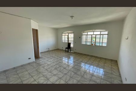 Casa à venda com 344m², 6 quartos e 5 vagas Casa à venda com 344m², 6 quartos e 5 vagasSuíte 1