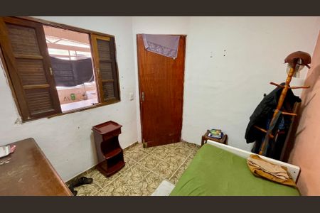 Casa à venda com 344m², 6 quartos e 5 vagas Casa à venda com 344m², 6 quartos e 5 vagasQuarto 1