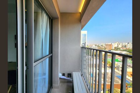 Studio à venda com 25m², 1 quarto e sem vaga Studio à venda com 25m², 1 quarto e sem vagaVaranda