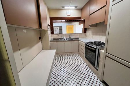 Casa para alugar com 130m², 2 quartos e 2 vagas Casa para alugar com 130m², 2 quartos e 2 vagasCozinha