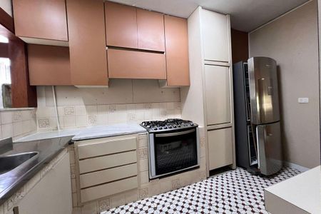 Casa para alugar com 130m², 2 quartos e 2 vagas Casa para alugar com 130m², 2 quartos e 2 vagasCozinha