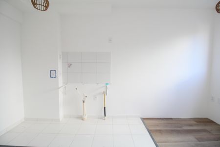 Sala/Cozinha de apartamento para alugar com 1 quarto, 28m² em Vila Andrade, São Paulo