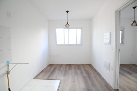 Sala/Cozinha de apartamento para alugar com 1 quarto, 28m² em Vila Andrade, São Paulo