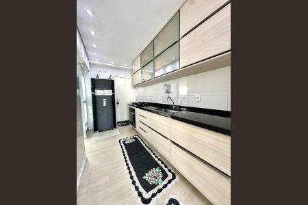 Apartamento à venda com 135m², 3 quartos e 2 vagas Apartamento à venda com 135m², 3 quartos e 2 vagasFoto 02