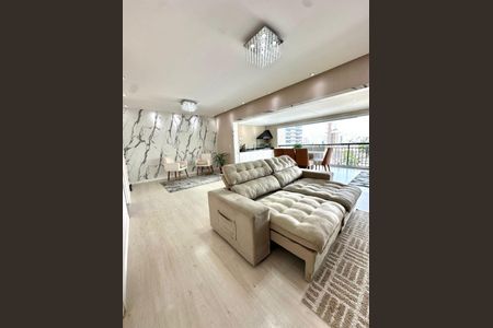 Apartamento à venda com 135m², 3 quartos e 2 vagasFoto 01