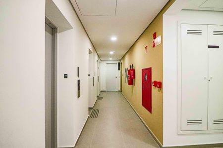 Apartamento à venda com 69m², 2 quartos e 1 vaga Apartamento à venda com 69m², 2 quartos e 1 vagaCondomínio