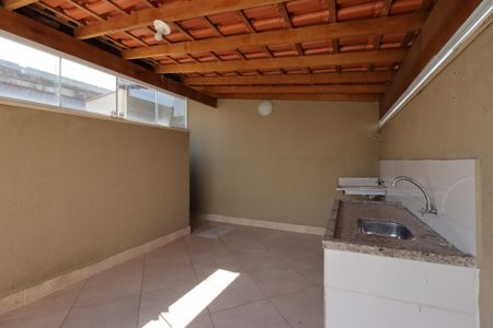 Apartamento à venda com 90m², 2 quartos e 1 vagaÁrea Gourmet