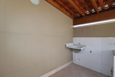 Apartamento à venda com 90m², 2 quartos e 1 vagaÁrea de Serviço