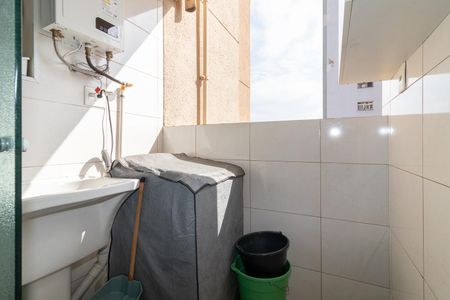 Apartamento à venda com 61m², 3 quartos e 1 vagaÁrea de Serviço