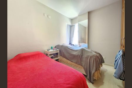 Apartamento à venda com 85m², 2 quartos e 2 vagasQuarto 2