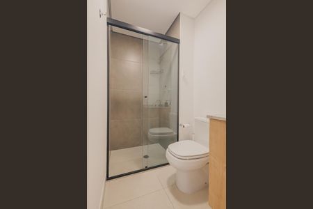 Banheiro Social de kitnet/studio à venda com 1 quarto, 27m² em Pinheiros, São Paulo