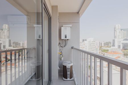 Varanda de kitnet/studio à venda com 1 quarto, 27m² em Pinheiros, São Paulo