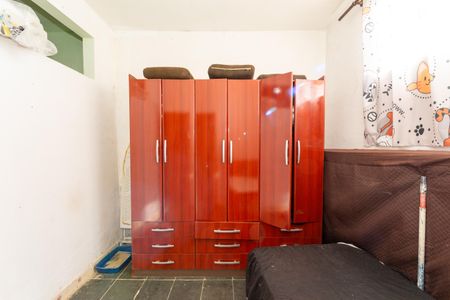 Casa à venda com 100m², 3 quartos e 10 vagas Casa à venda com 100m², 3 quartos e 10 vagasQuarto 2