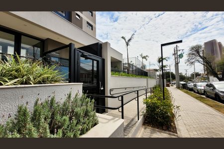 Apartamento à venda com 105m², 3 quartos e 2 vagas Apartamento à venda com 105m², 3 quartos e 2 vagasFachada