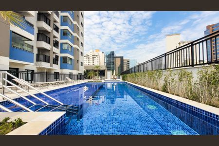 Apartamento à venda com 105m², 3 quartos e 2 vagas Apartamento à venda com 105m², 3 quartos e 2 vagasÁrea comum - Piscina