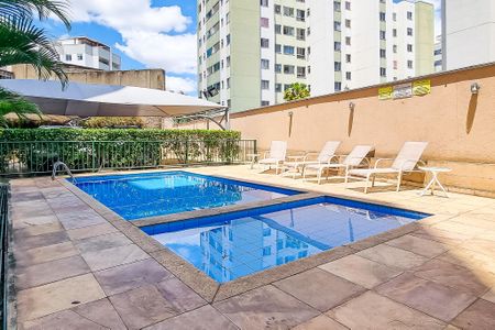 Apartamento à venda com 57m², 2 quartos e 1 vaga Apartamento à venda com 57m², 2 quartos e 1 vagaÁrea comum - Piscina