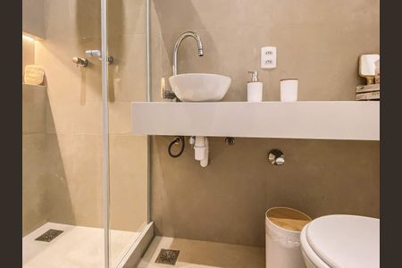 Apartamento à venda com 99m², 4 quartos e sem vaga