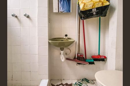 Apartamento à venda com 99m², 4 quartos e sem vaga