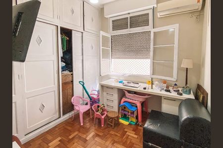 Apartamento à venda com 99m², 4 quartos e sem vaga