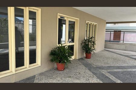 Apartamento à venda com 69m², 2 quartos e 1 vaga