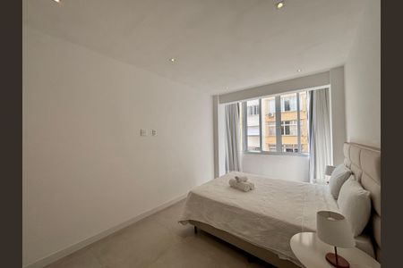 Quarto 1 de apartamento à venda com 4 quartos, 152m² em Copacabana, Rio de Janeiro