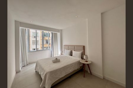 Quarto 1 de apartamento à venda com 4 quartos, 152m² em Copacabana, Rio de Janeiro