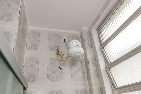 Apartamento à venda com 76m², 3 quartos e sem vaga Apartamento à venda com 76m², 3 quartos e sem vagaBanheiro Social