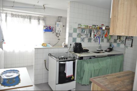 Apartamento à venda com 73m², 2 quartos e 1 vagaCozinha