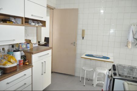 Apartamento à venda com 73m², 2 quartos e 1 vagaCozinha
